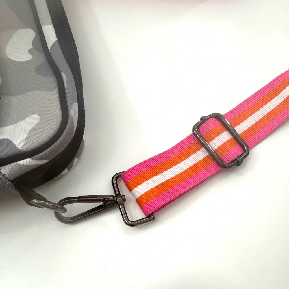 Stylish Gray Camouflage Crossbody Bag with Pink Strap